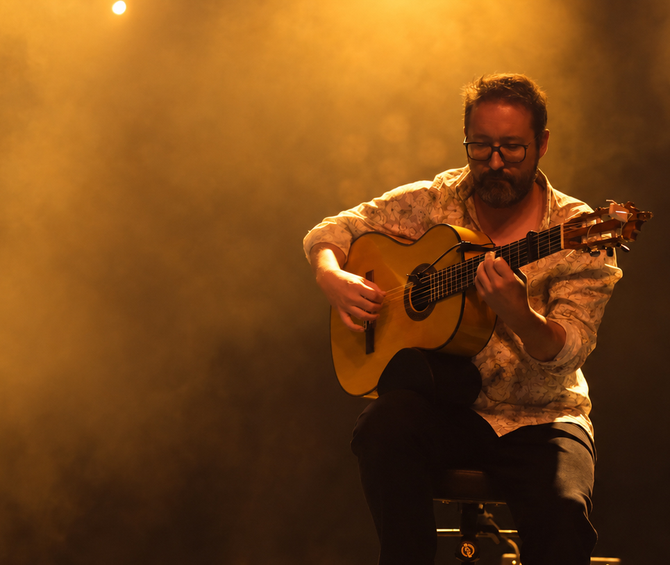 Victor Reny et sa guitare flamenca